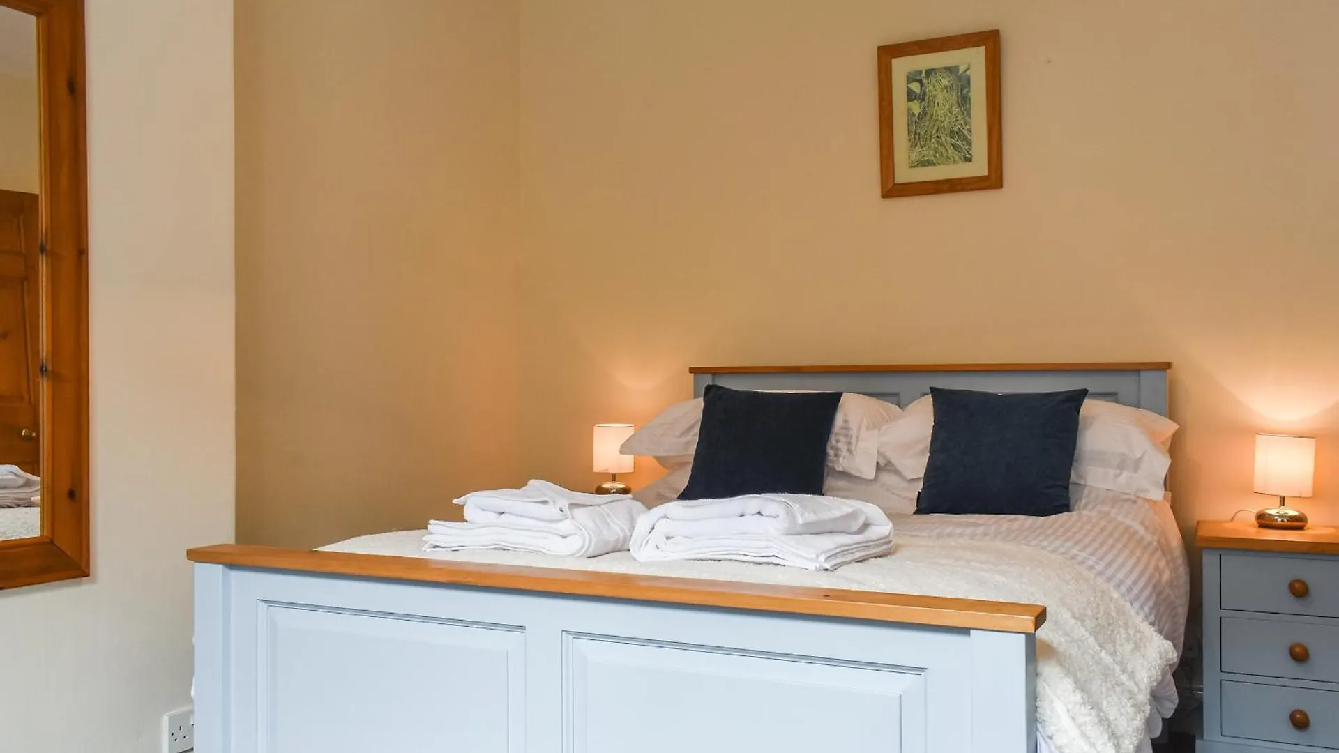 Pilchard Cottage Scarborough 0*,